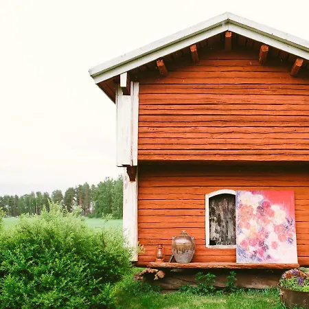Taidefarmi Aijasaho Art Farm Finland Tikkakoski